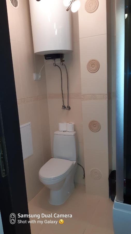 Central Point Apartment Lviv Eksteriør billede